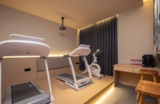 Liqi·Yu Hotel (Yuzhou Nadazhen Summer Plaza)