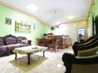 Waroeng Transit & Depary Homestay Hotel a Binjai