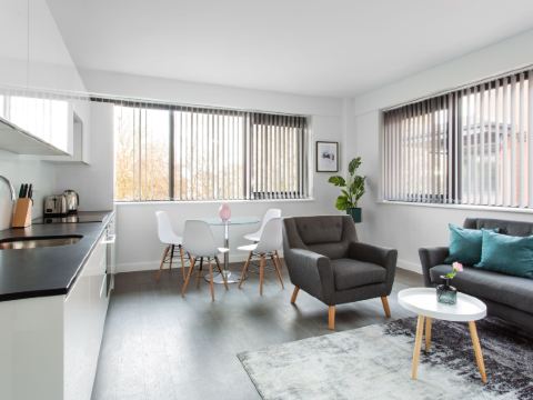 Viridian Apartments in St Albans Serviced Apartments - Abbott House