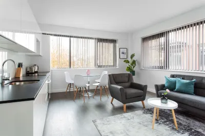 Viridian Apartments in St Albans Serviced Apartments - Abbott House Hotels in London Colney