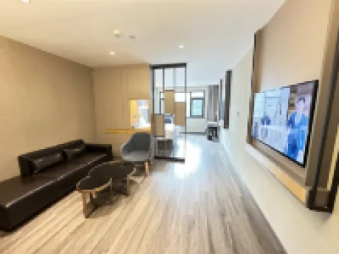 Homeinn Selected Hotel (Shouguang Shengcheng Street Wanda Plaza)