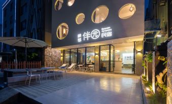 2. Hengqin ..
