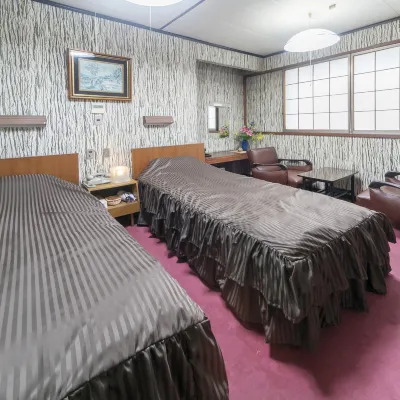 Riverside Hotel Shoei Hoteles cerca de Templo Chikurin-Ji