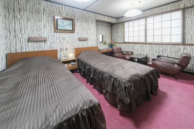 Riverside Hotel Shoei