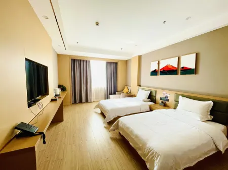 Landa Hotel Отели рядом с достопримечательностью «Hetian Populus Euphratica»