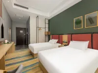 Campanile Hotel Shijiazhuang Zhonghua Street North Second Ring Road Branch Hotels near Adorable Pet Enchanted