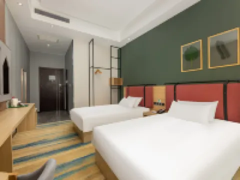 Campanile Hotel Shijiazhuang Zhonghua Street North Second Ring Road Branch Hotels near Adorable Pet Enchanted