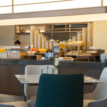 Atour Hotel Fuyang Yingzhou Wanda Plaza