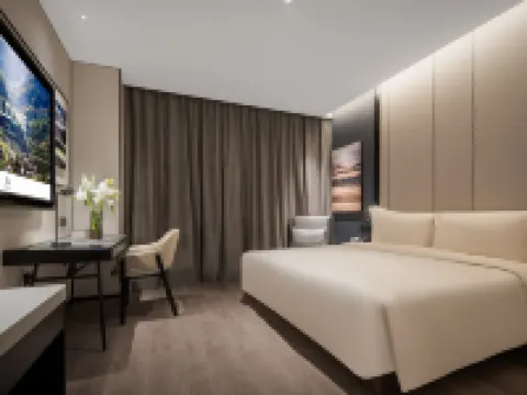 Atour Hotel Chengdu Longquanyi Longdu South Road Hotels near Dong'anhu Park