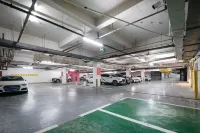 吉安美博馨悅ホテル（美博ショッピングモール匯金商業城） - 駐車場