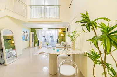 Guangzhou Nuanju Film and Television Theme Apartment Hotels near Shengqi Square
