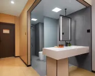 Changde Huanzhi City Hotel (Changde Herui Happy City Railway Station)