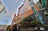 Hotel Airport June