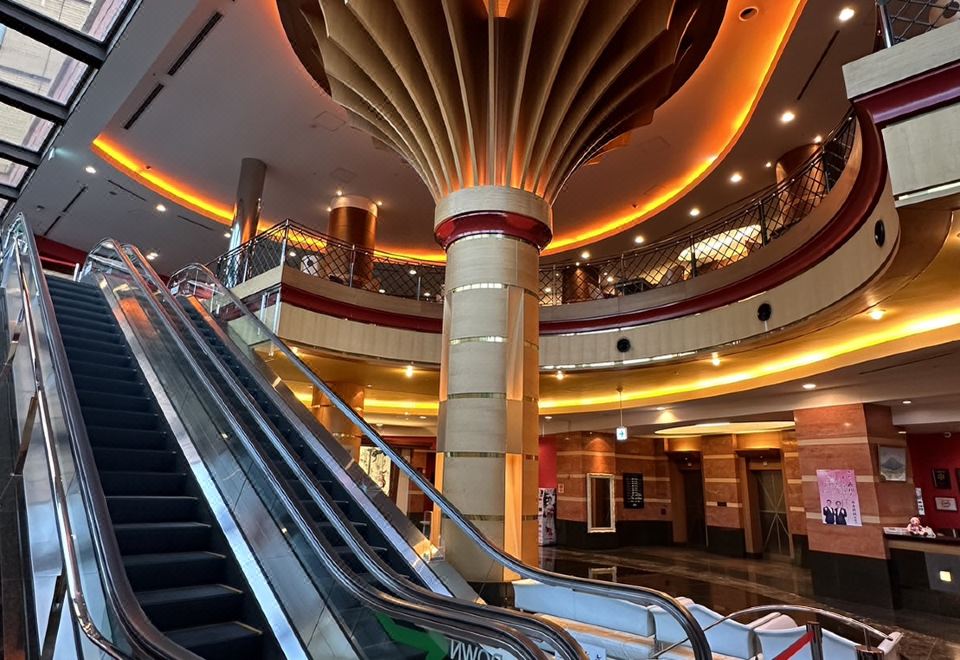 2. 호텔 코요 하시..