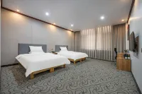 Junyi Chain Hotel (Zhongdou Dajie)