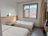 Kuandian Qingshan Valley Dongxing Hotel