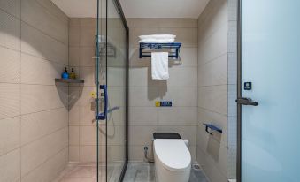 7 Days Premium Hotel (Chongqing Shangqingsi Niujiaotuo Light Rail Station)