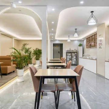 Yijia Tianpin Hotel