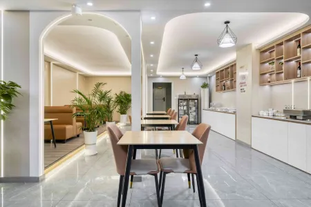 Yijia Tianpin Hotel Отели в г. Мяньчжу