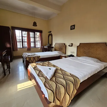 Hotel Indsurya