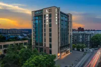 Lavande Hotel (Chongqing Bishan Light Rail Station) Hotels in Bishan District