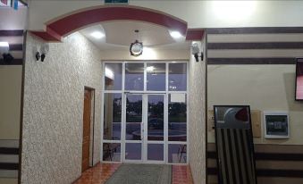 5. Tojmahal..