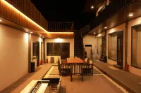 Wutai Mountain Painting Mountain Cloud House B&B
