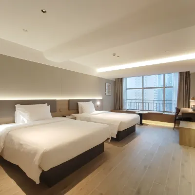 Shinjuku Select Hotel (Chengdu Chunxi Road Taikoo Store) Hotels near Jinjiang Theatre