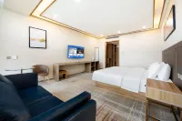 Starway Hotel (Chifeng Wanda Plaza)