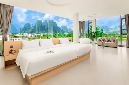 Yintianju Panoramic Light Luxury Hotel (Xingping Ancient Town)