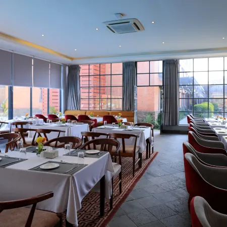Hotel Dolmaling Отели рядом с достопримечательностью «Боудханат Ступа»