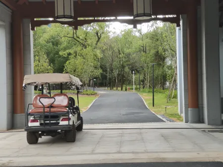 Shangrao Guifeng Mountain Villa Отели рядом с достопримечательностью «Old Man Peak»