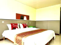 Lijiang Hotel (Xinyi Railway Station)