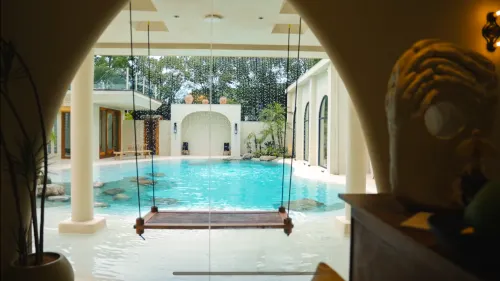 Yishe Savanna Beach Pool Resort | Wabi-sabi Beautiful Stay (OMG Heartbeat Paradise Branch)