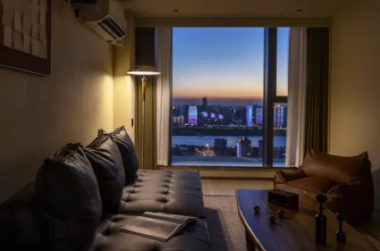 問宿LOFT江景酒店（湘雅附一省博物館店）