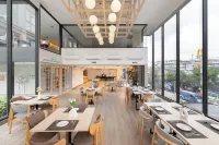 Salaya One Hotel & Service Apartment Hotels in Phutthamonthon
