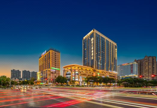 南宁高铁东站锦江都城酒店外景图