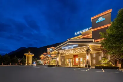 JIUZHAIGOU DAYS HOTEL BY WYNDHAM