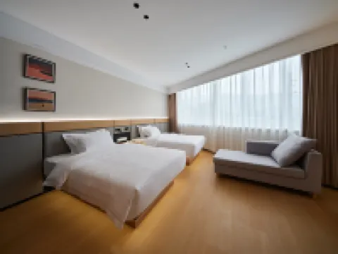 Four Seasons Hot Spring Hotel (Sanmenxia Shaanzhou District) Hotels in Sanmenxia