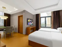 Qiju Hotel (Babaiban Golden Eagle Shopping Center) Hotels in Ma'anshan
