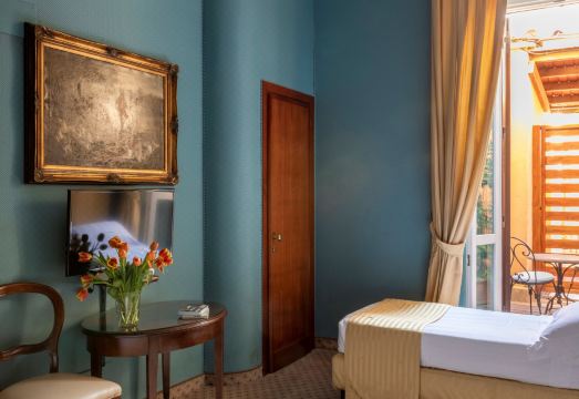 1. 호텔 스캘리나타..