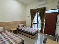 Tentrem Guesthouse Baru Hotels in Margorejo