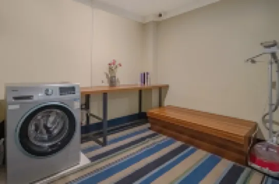 스자좡 유지아 인 얼위안 지점