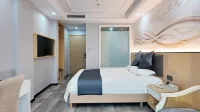 Wanbolijing Hotel (Ji'an Wenshan Pedestrian Street People's Square)