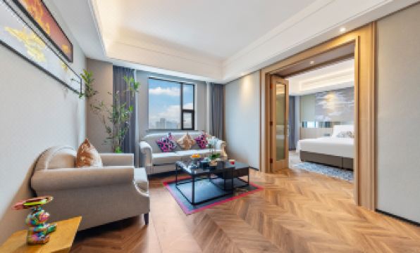 Dongpo International Hotel