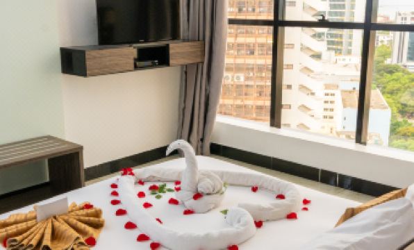 Golden Tulip Dar City Center