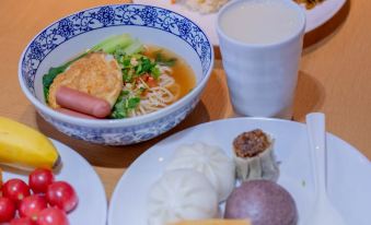Huanpeng Holiday Hotel
