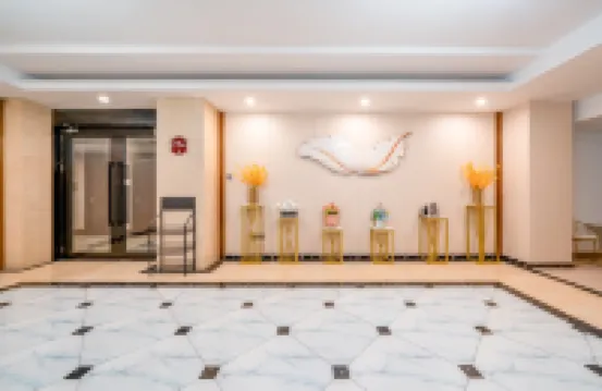 亨利商務酒店（東莞西平地鐵站店）