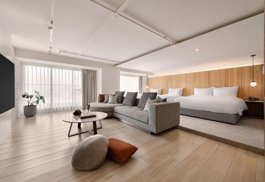 2. 샤토-리치 호텔..