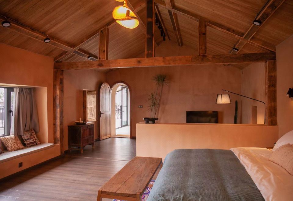Quiet Mountain House | Designer Vacation Villa (Dali Ancient City Store ...
